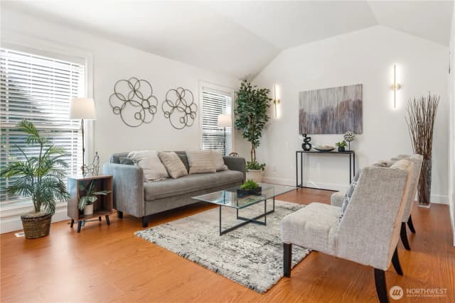 Property photo for 21842 Ne 30th Place, Sammamish photo 4