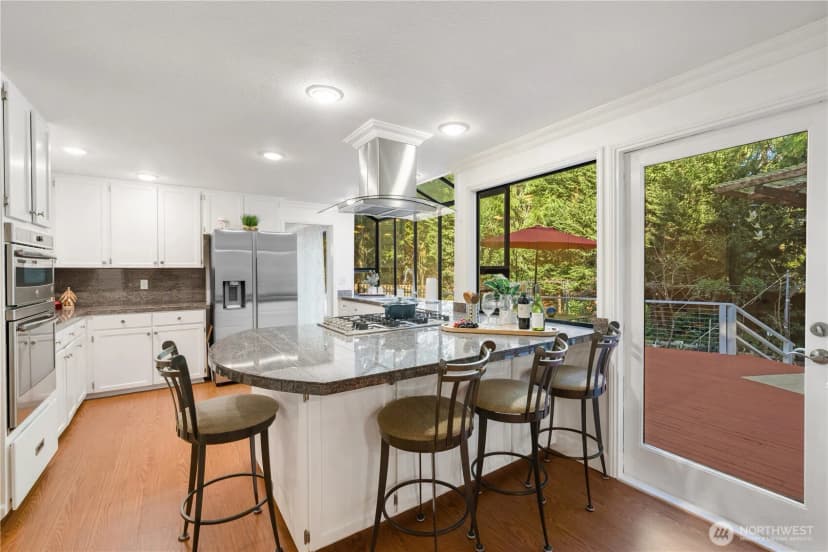 Property photo for 21842 Ne 30th Place, Sammamish photo 12
