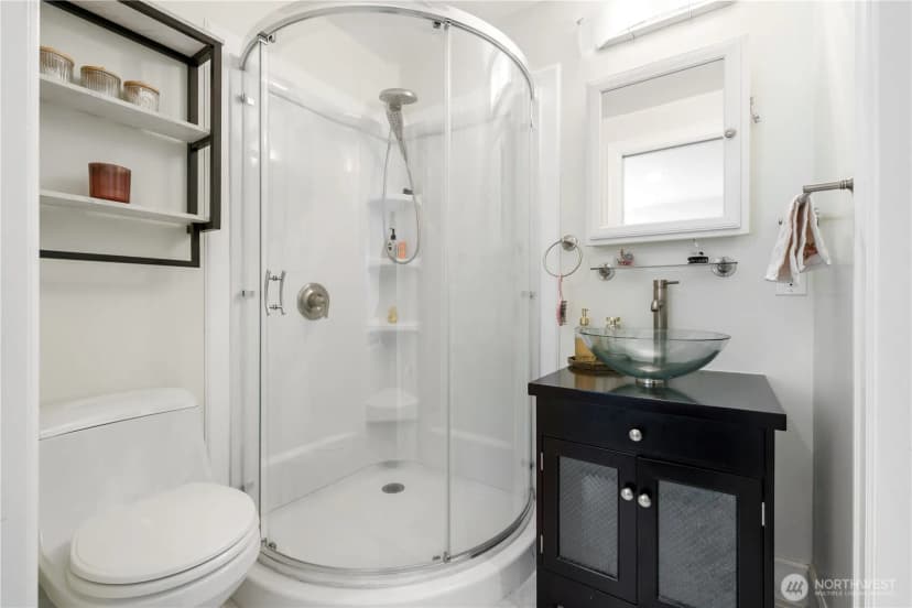 Property photo for 21842 Ne 30th Place, Sammamish photo 28