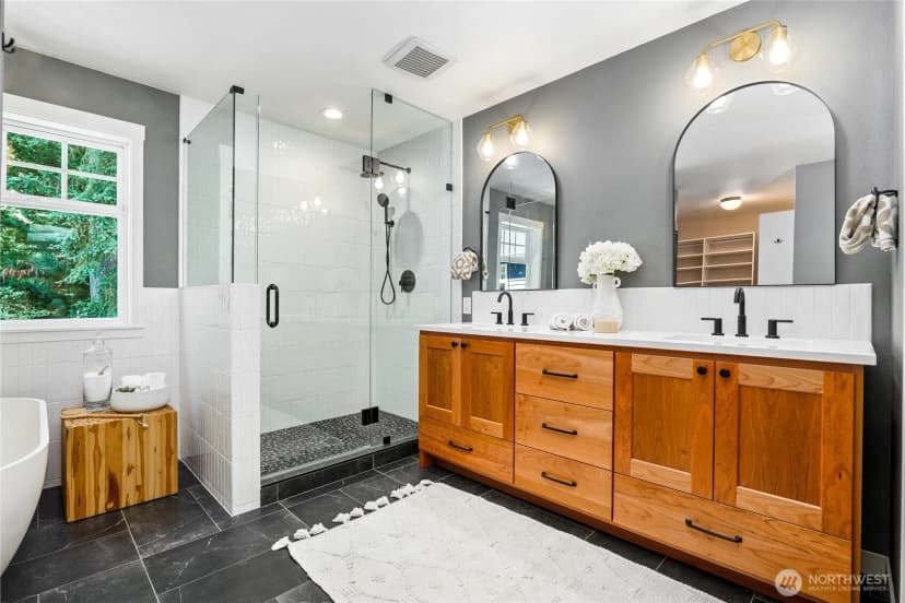 Property photo for 1406 218th Avenue Ne, Sammamish photo 26