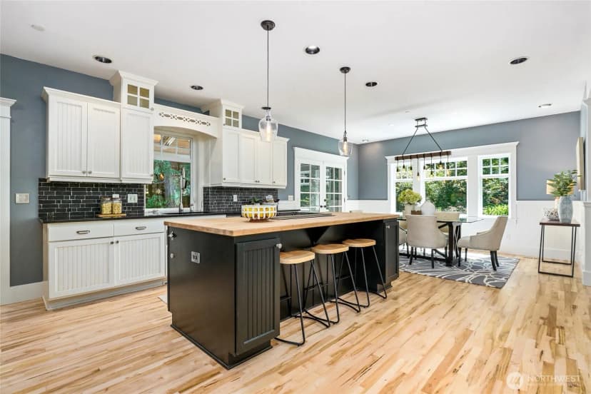 Property photo for 1406 218th Avenue Ne, Sammamish photo 12