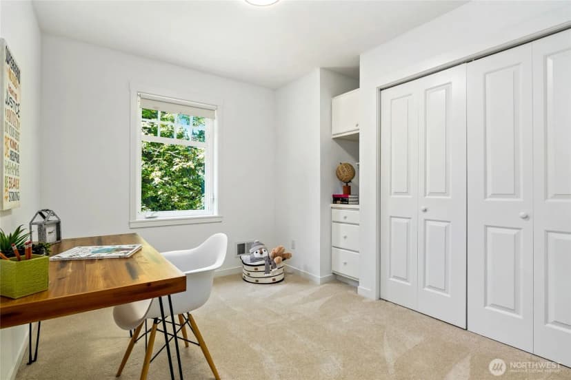 Property photo for 1406 218th Avenue Ne, Sammamish photo 30