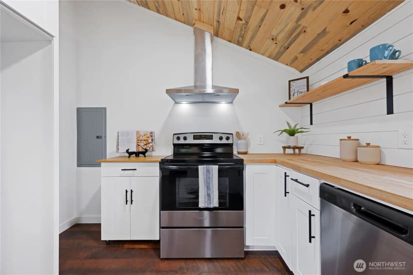 Property photo for 26502 Ridge Avenue, Ocean Park photo 13
