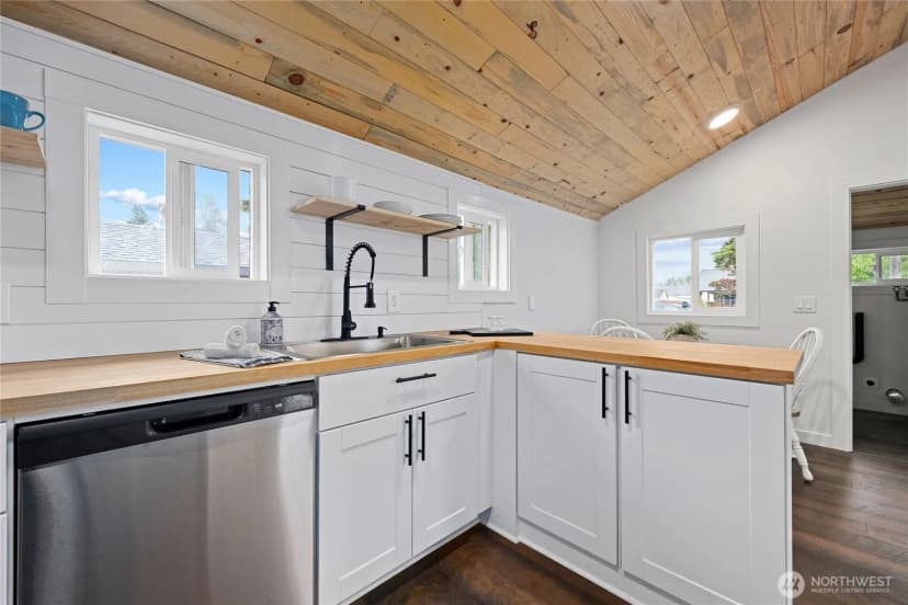 Property photo for 26502 Ridge Avenue, Ocean Park photo 16