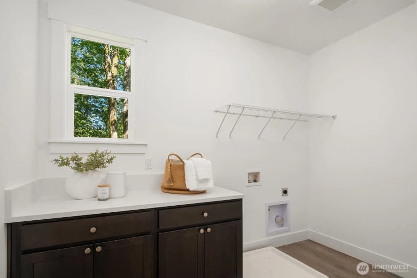 Property photo for 10702 Se 170th Place, Renton photo 27