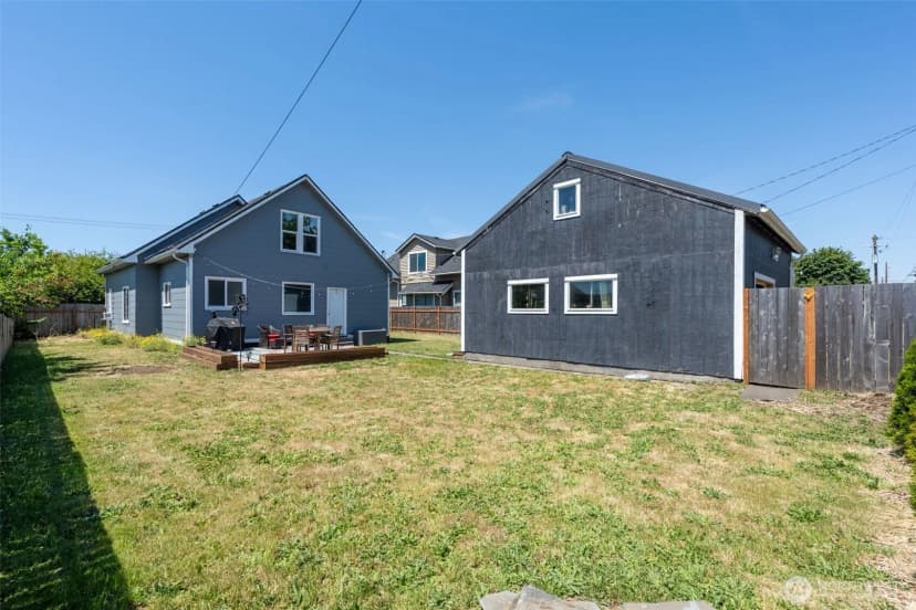 Property photo for 112 S Gold Street, Centralia photo 11