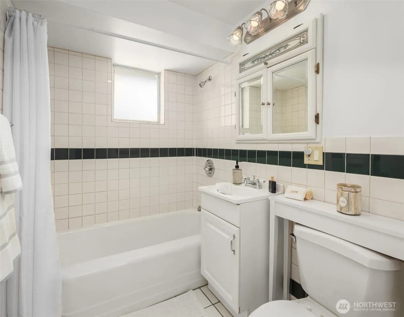 Property photo for 12742 Palatine Avenue N, Seattle photo 21