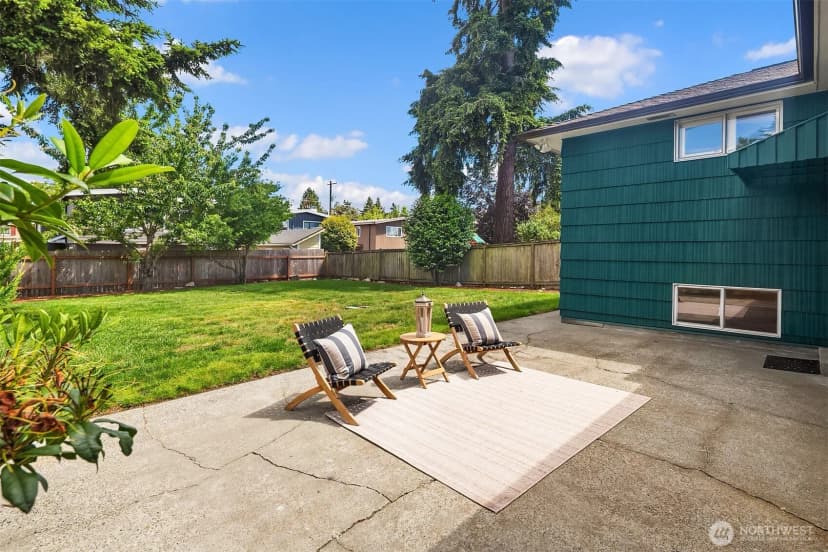 Property photo for 12742 Palatine Avenue N, Seattle photo 23