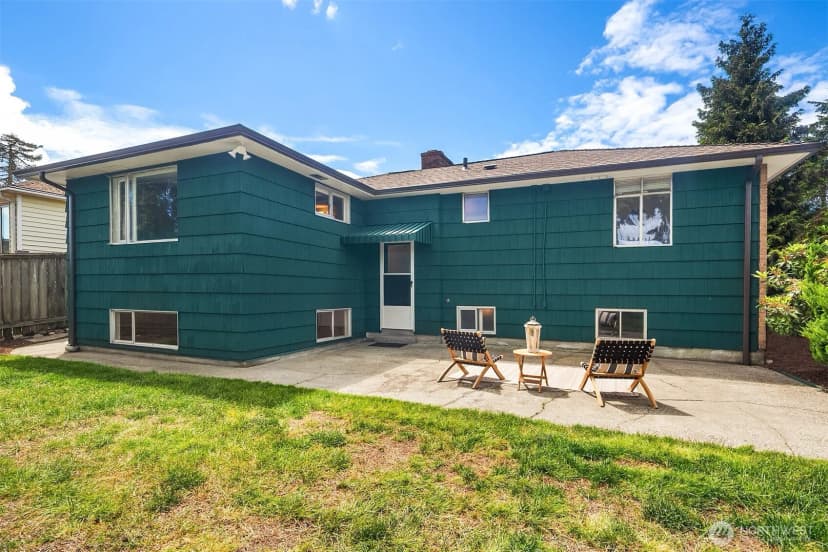 Property photo for 12742 Palatine Avenue N, Seattle photo 24