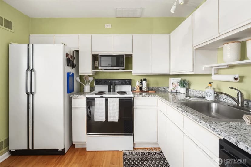 Property photo for 12742 Palatine Avenue N, Seattle photo 10