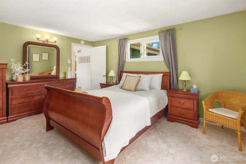 Property photo for 12742 Palatine Avenue N, Seattle photo 13