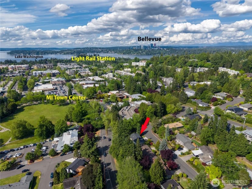 Property photo for 3401 79th Avenue Se, Mercer Island photo 33