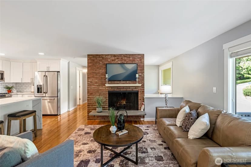 Property photo for 3401 79th Avenue Se, Mercer Island photo 6