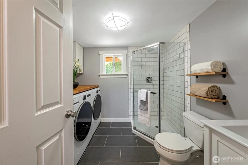 Property photo for 3401 79th Avenue Se, Mercer Island photo 21