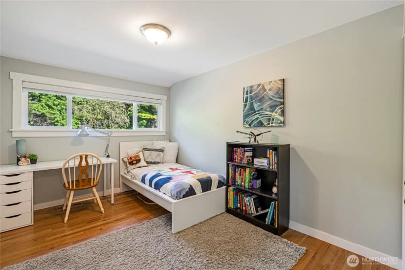 Property photo for 3401 79th Avenue Se, Mercer Island photo 17