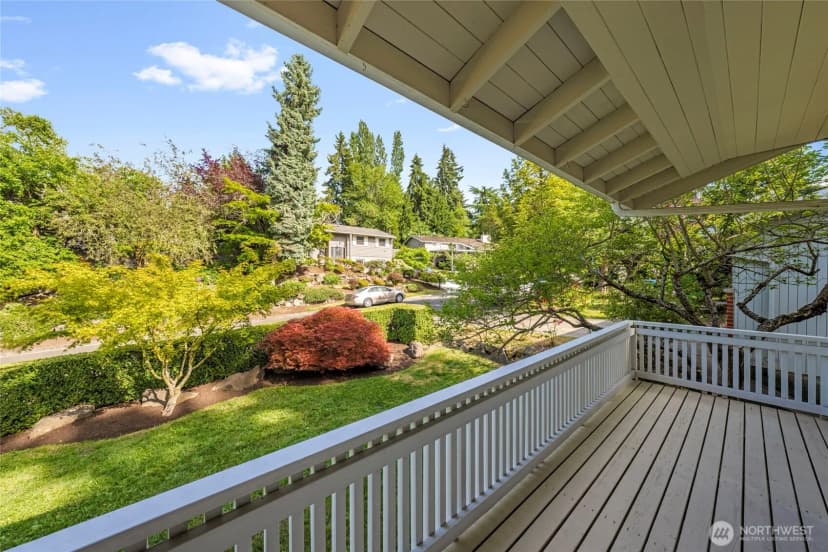 Property photo for 3401 79th Avenue Se, Mercer Island photo 11