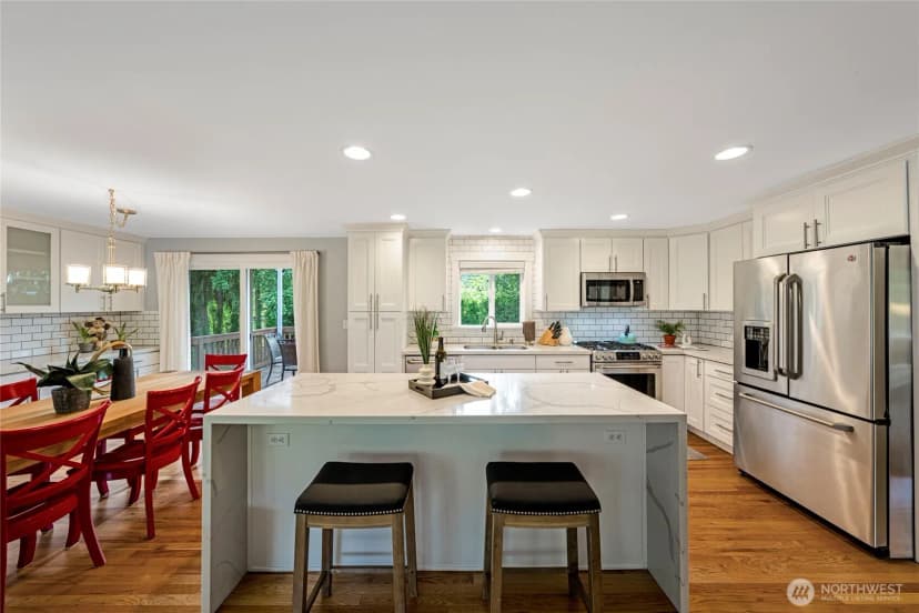 Property photo for 3401 79th Avenue Se, Mercer Island photo 3
