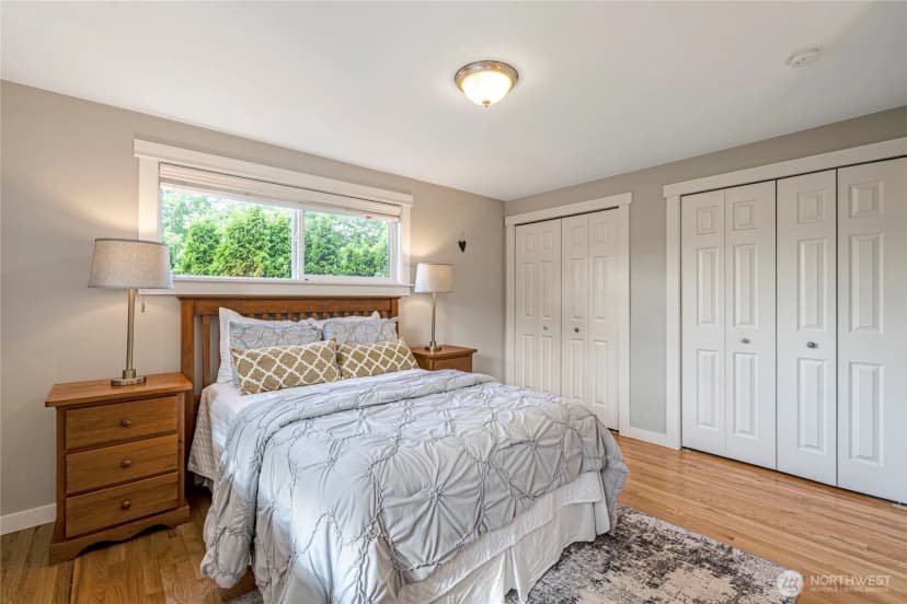 Property photo for 3401 79th Avenue Se, Mercer Island photo 12