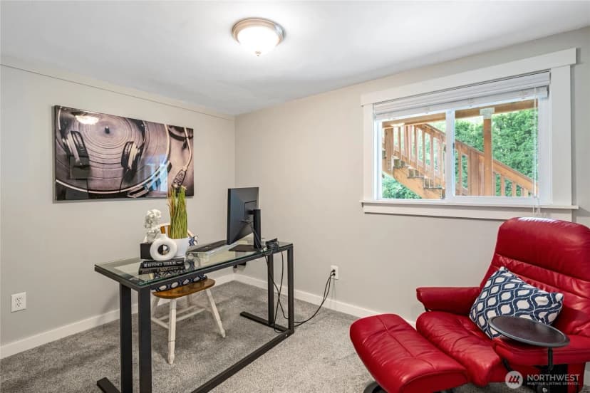 Property photo for 3401 79th Avenue Se, Mercer Island photo 24
