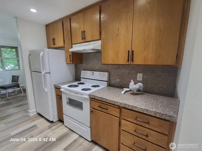 Property photo for 9030 Seward Park Avenue S #202, Seattle photo 11