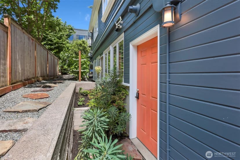Property photo for 1110 E Denny, Seattle photo 35