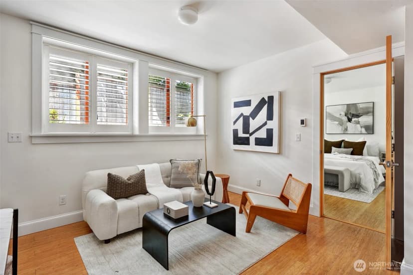 Property photo for 1110 E Denny, Seattle photo 32