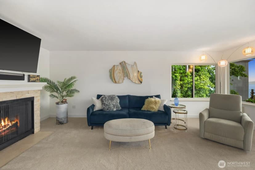Property photo for 1727 Harbor Avenue Sw #n401, Seattle photo 4