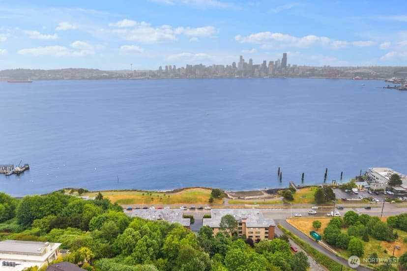 Property photo for 1727 Harbor Avenue Sw #n401, Seattle photo 36