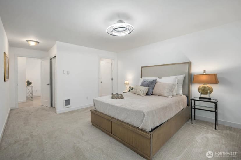 Property photo for 1727 Harbor Avenue Sw #n401, Seattle photo 16