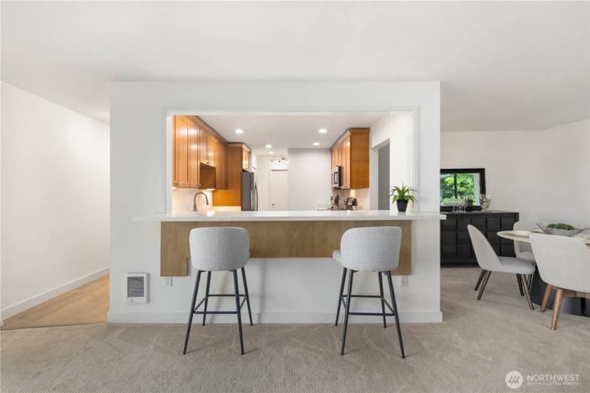 Property photo for 1727 Harbor Avenue Sw #n401, Seattle photo 11