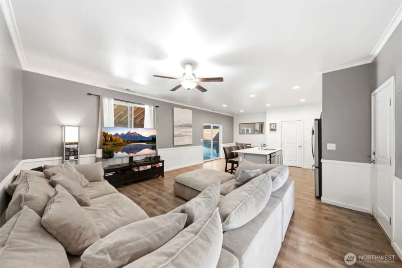 Property photo for 32525 Marguerite Lane, Sultan photo 9