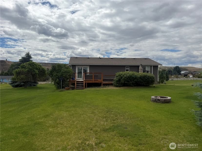 Property photo for 324 Omak River Road, Omak photo 35