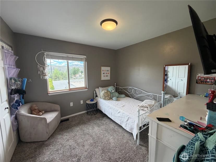 Property photo for 324 Omak River Road, Omak photo 14