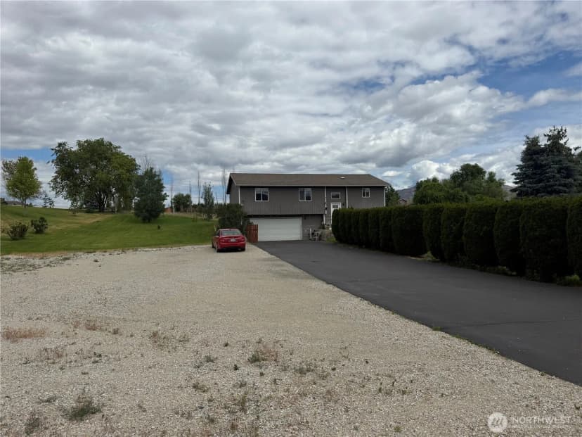 Property photo for 324 Omak River Road, Omak