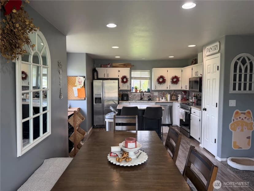 Property photo for 324 Omak River Road, Omak photo 6