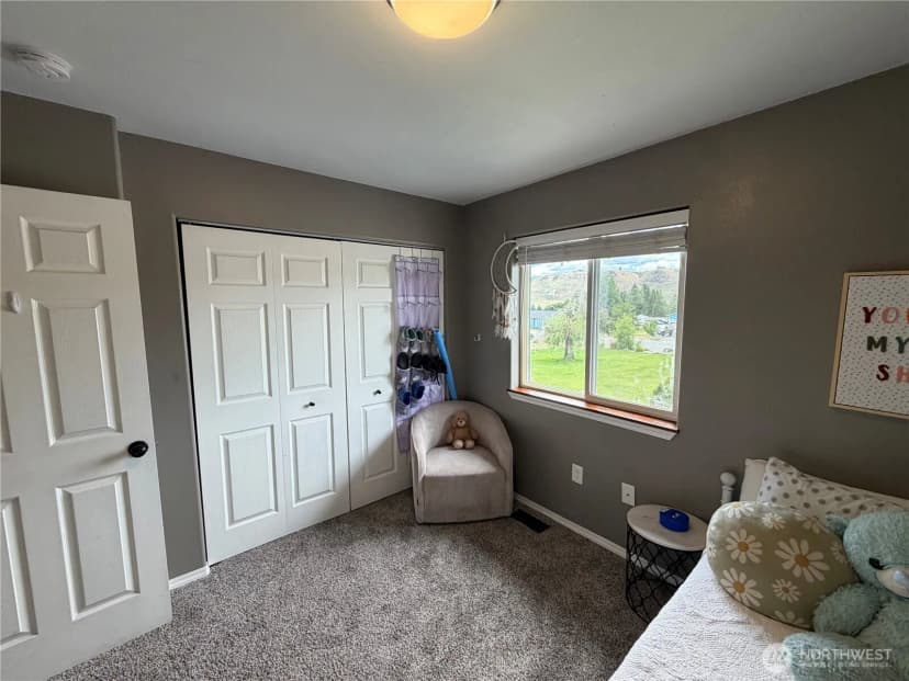 Property photo for 324 Omak River Road, Omak photo 16