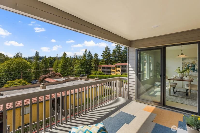 Property photo for 11630 100th Avenue Ne #b319, Kirkland photo 31