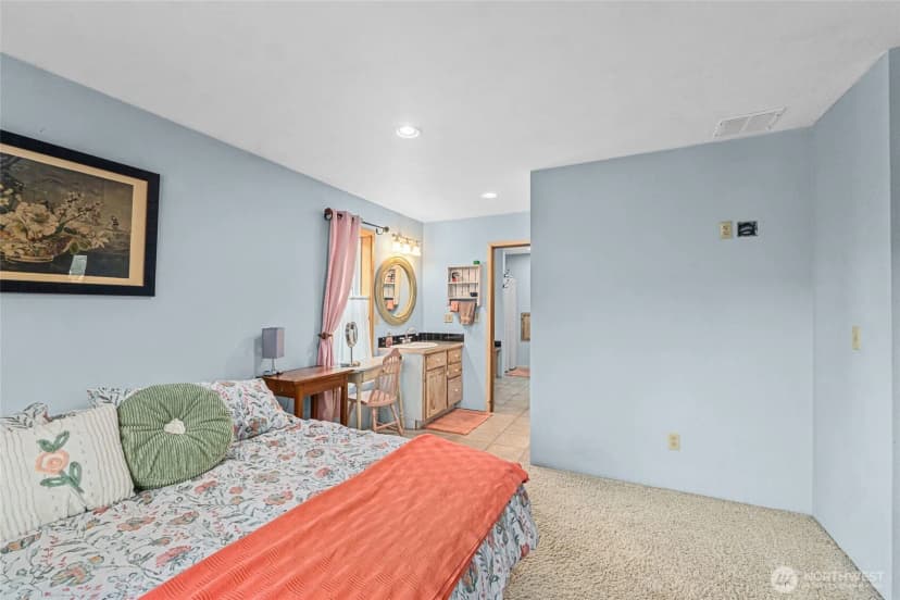 Property photo for 40048 403 Cayuse Cove E, Davenport photo 10