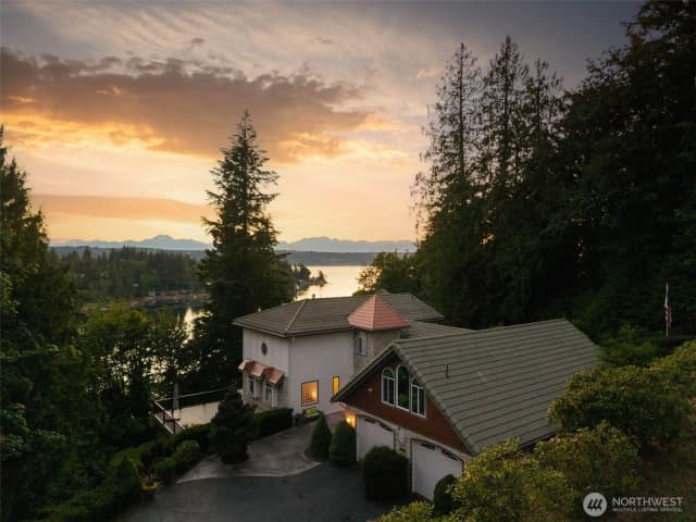 Property photo for 3585 Sulphur Springs Lane Nw, Bremerton photo 2