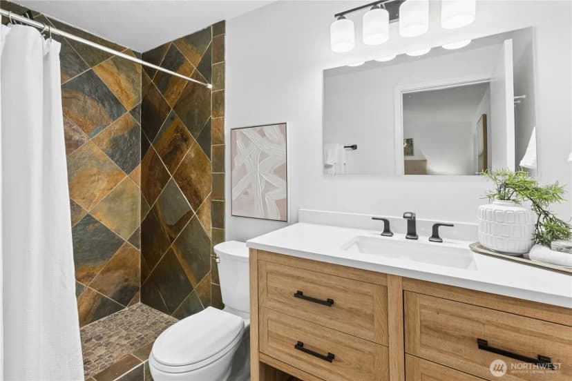 Property photo for 3211 W Ames Lake Drive Ne, Redmond photo 15