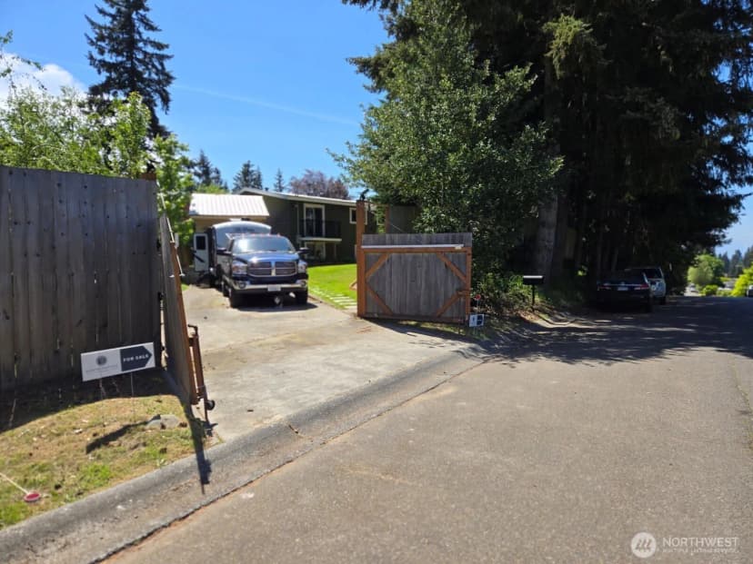 Property photo for 6427 182nd Place Sw, Lynnwood photo 39