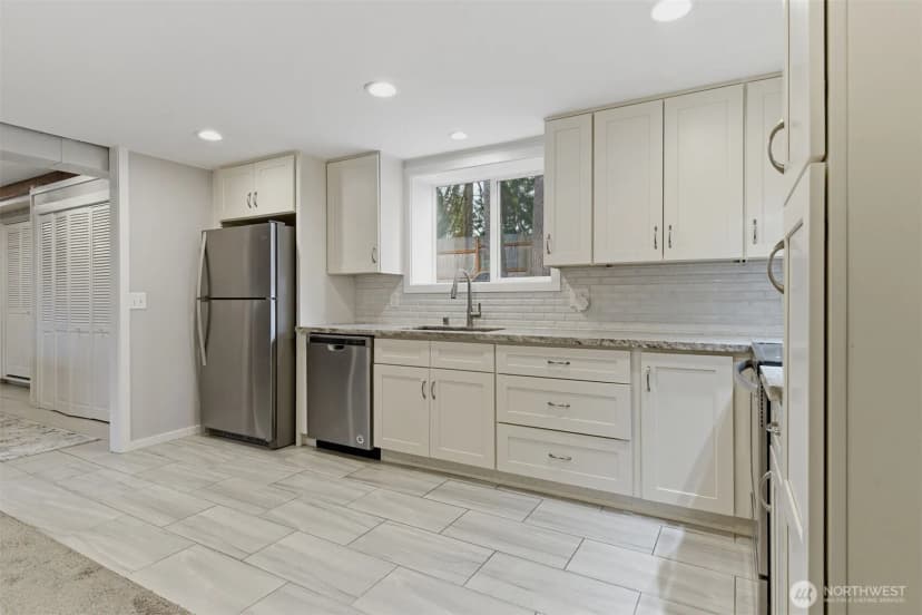 Property photo for 6427 182nd Place Sw, Lynnwood photo 22