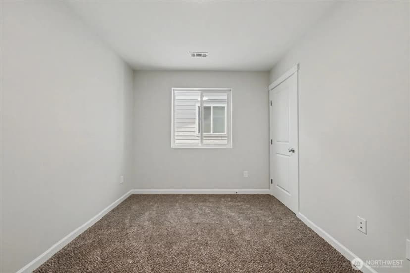 Property photo for 435 N Fifth Avenue, Connell photo 22