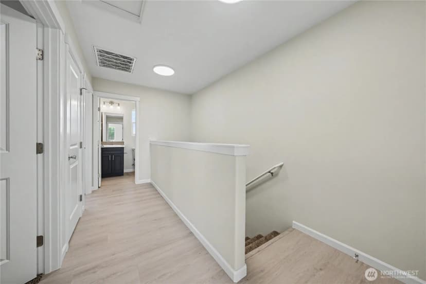 Property photo for 435 N Fifth Avenue, Connell photo 31