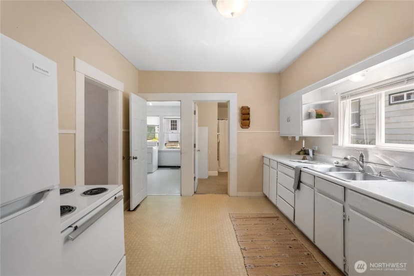 Property photo for 1152 Ellis Street, Bellingham photo 12