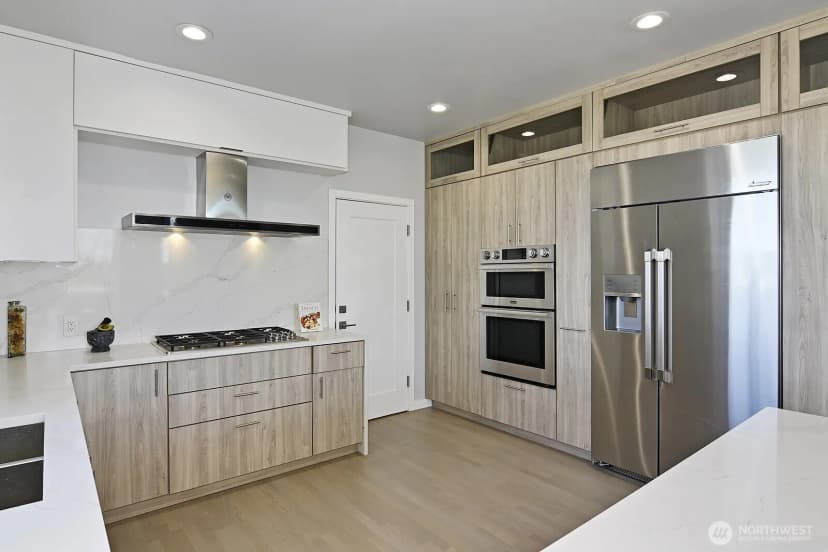 Property photo for 4524 12th Avenue S, Seattle photo 10