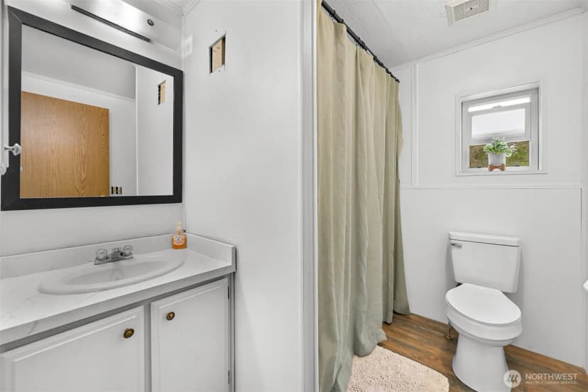 Property photo for 1906 E Pole Road, Everson photo 12