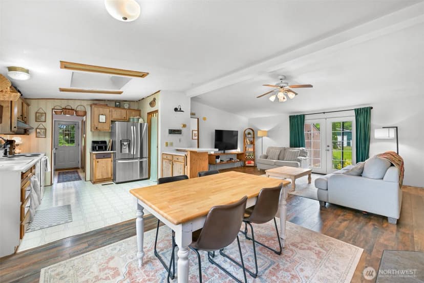 Property photo for 1906 E Pole Road, Everson photo 7