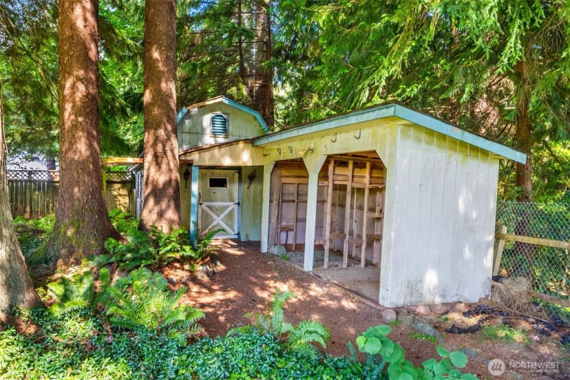 Property photo for 602 Val Vista Drive, Montesano photo 27
