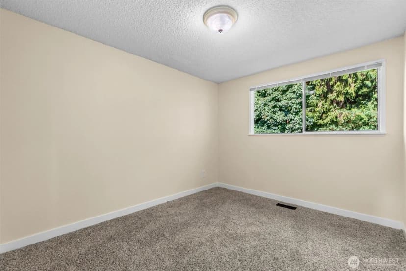 Property photo for 602 Val Vista Drive, Montesano photo 16